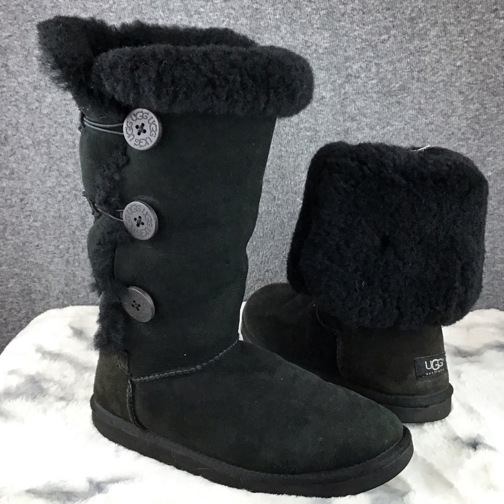 UGG Women's Tall Black‎ Buttoned Winter Boots